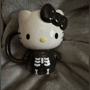 Hello kitty Halloween mug